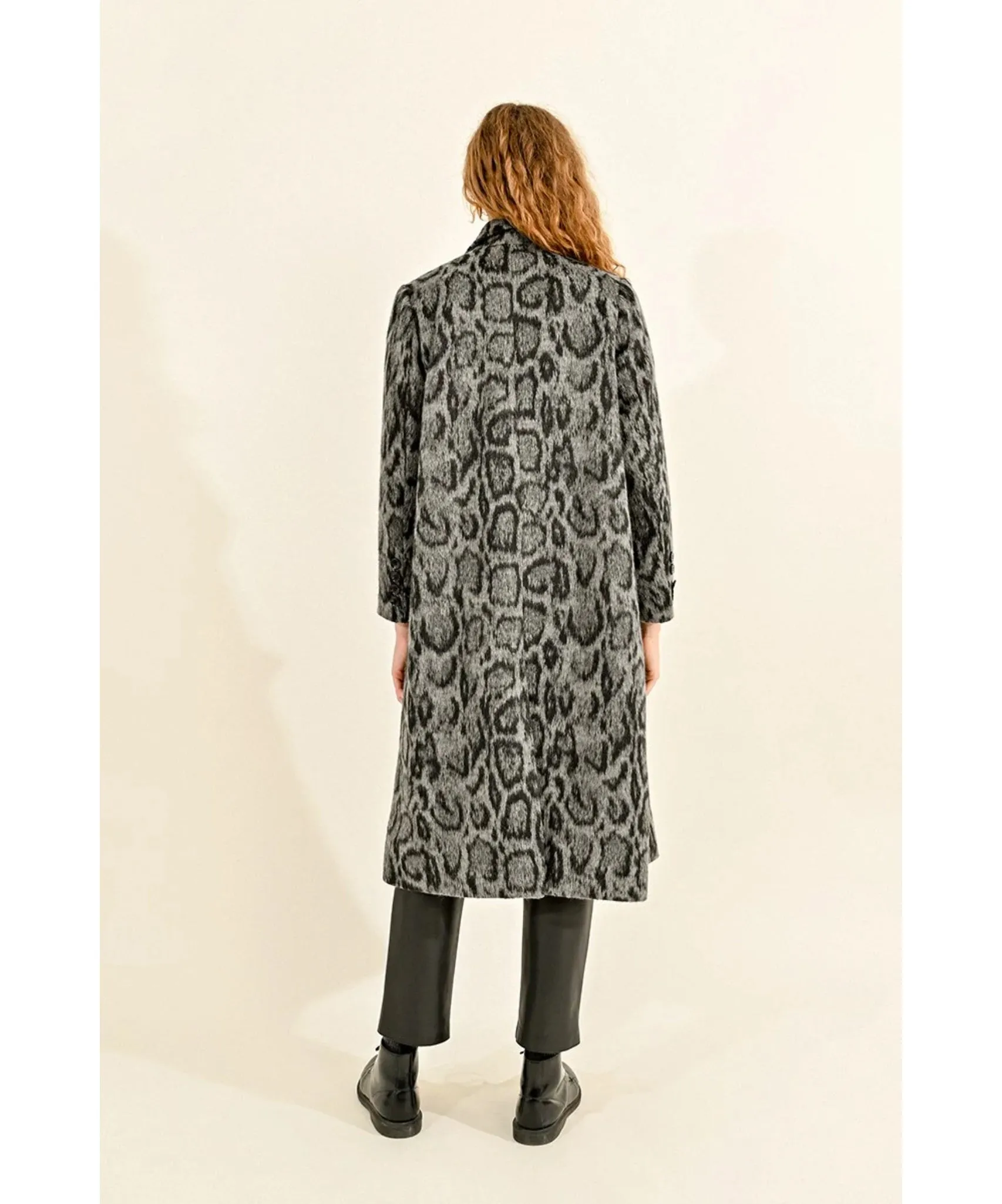 Richi Leopard Coat